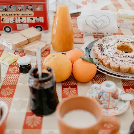 לינה וארוחת בוקר Caporlando 3*