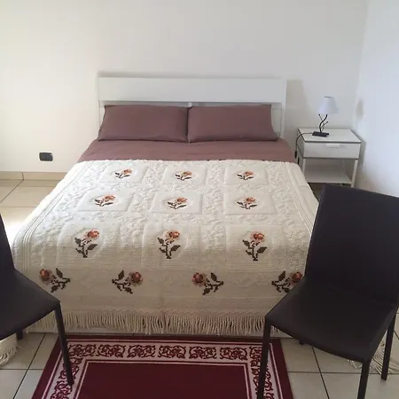 Caporlando לינה וארוחת בוקר קסטלנטה